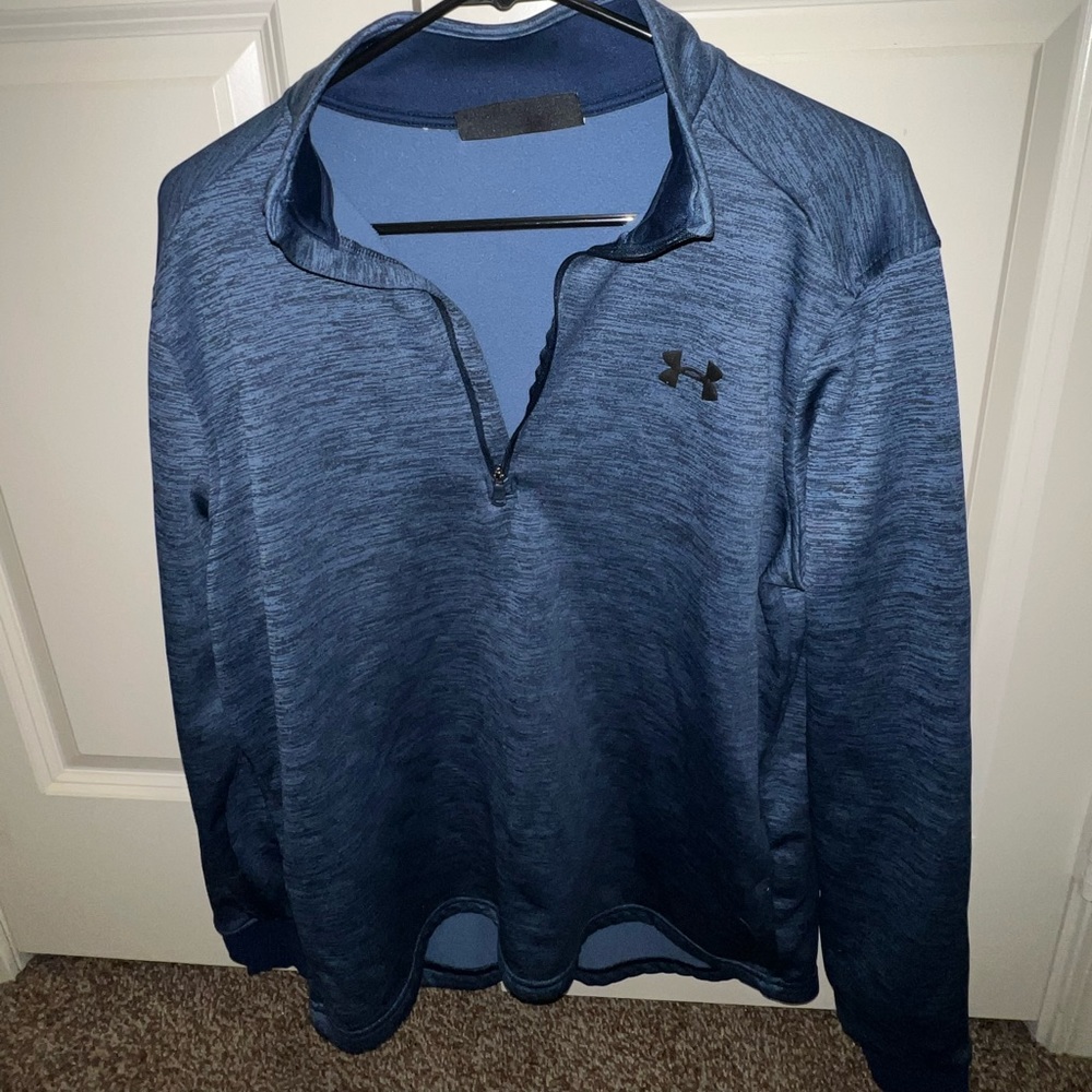 Mens under armor pullover size M